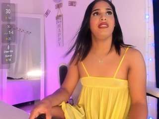 isabella-hot