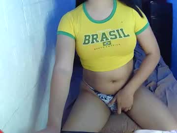  hoelymolly