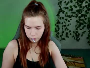 aliceinredsquar