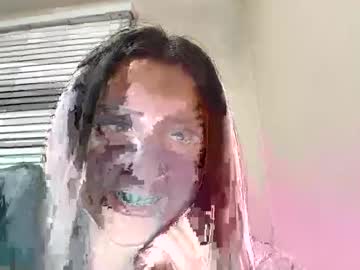 anditspinkxo
