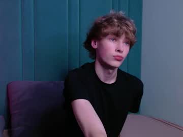 curlytwinkboy