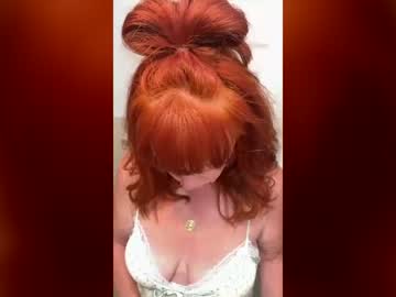 curvypinknhot
