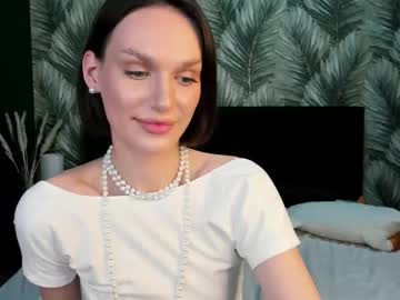 dominika foxy