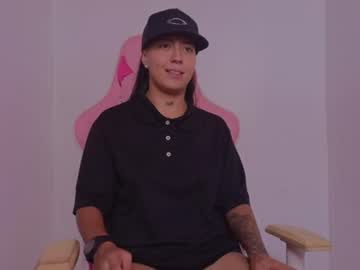 karoll horny1