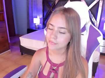 lily cuteboobs