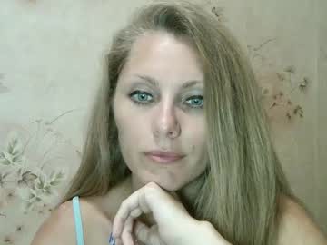 roxyfox18x01