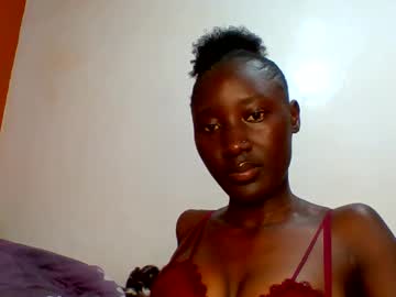 sexylucia5