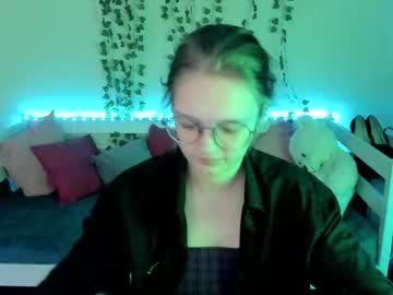 shy elina01