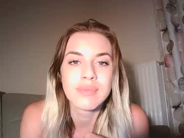 softblondedoll