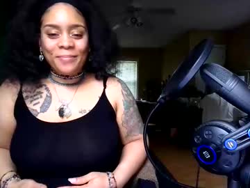 yellareign