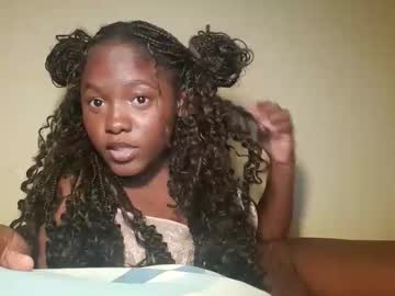 zuri cb