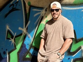 angeloeric angeloeric