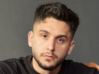 troywade