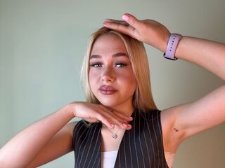 angelynbroe angelynbroe