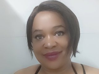 bustyqueen30