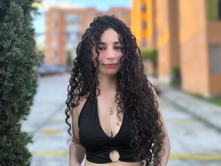 ivonne gold