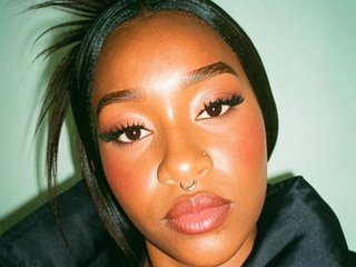 kinkynaghty20