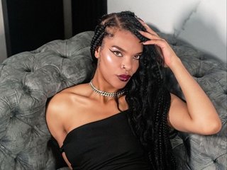 mia gates