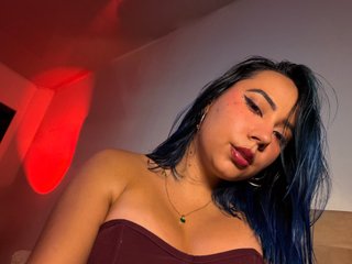 valerilunaax