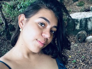 naturalgirlmia