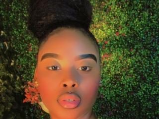 naomilovehot