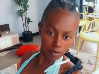 nipplejuliette